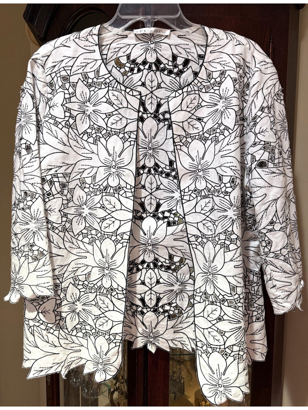 Peter Nygard Women's White Black Floral Embroidered Linen Blend Cardigan Size XL